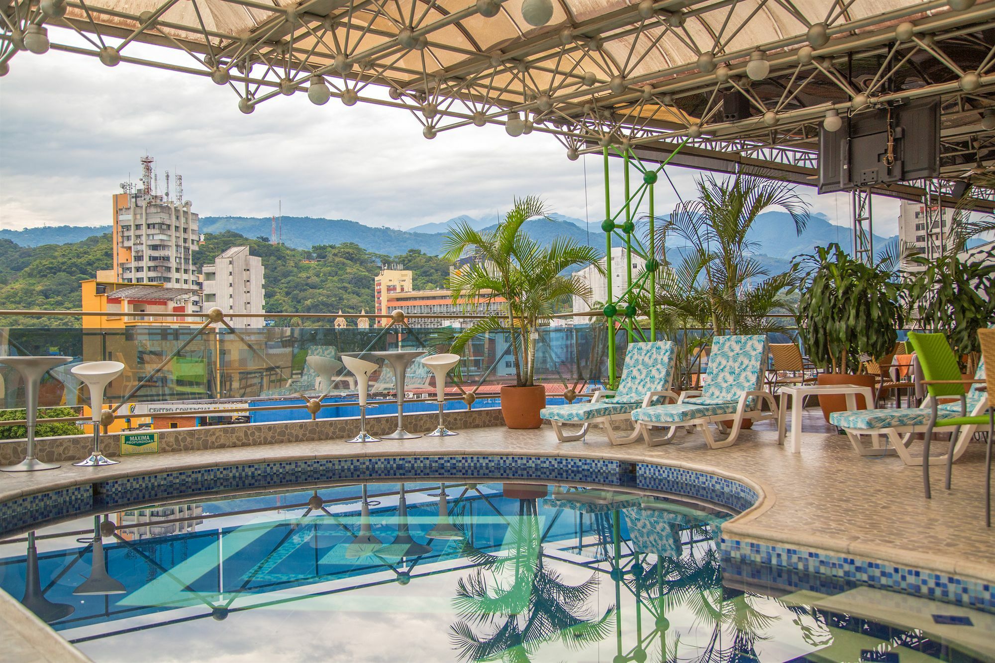 Hotel Villavicencio Plaza Exterior photo